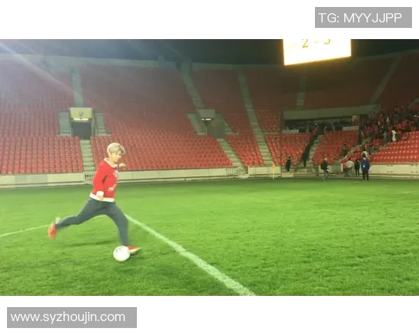 足球明星齐聚斗鱼直播活动展现球场魅力与粉丝互动新体验 足球明星齐聚斗鱼直播活动展现球场魅力与粉丝互动新体验